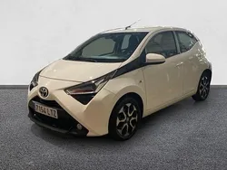 Usado 2021 Toyota Aygo X-play Utilitario | 10.990 € (Precio justo)