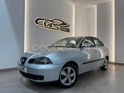 Gris / plata Usado 2010 Seat Cordoba Reference Berlina | 4800 €