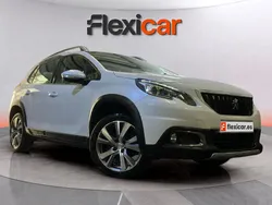 Blanco Usado 2018 Peugeot 2008 Allure SUV | 9290 € (Buen precio)