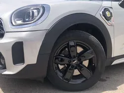 Gris Usado 2025 Mini Cooper Countryman SUV | 27.990 €