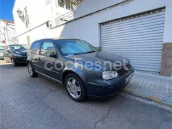 Negro Usado 2002 VW Golf IV Highline Berlina | 3300 € (Buen precio)