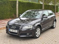 Negro Usado 2010 Audi A3 Attraction Berlina | 8500 € (Precio justo)