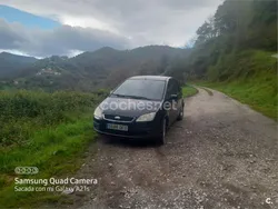 Negro Usado 2005 Ford C-MAX Ambiente Monovolumen | 3000 € (Precio justo)