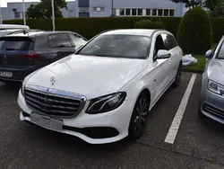 Blanco Usado 2020 Mercedes E300 Familiar | 22.850 €
