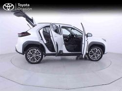 Blanco Usado 2025 Toyota Yaris Cross Style SUV | 28.750 € (Caro)