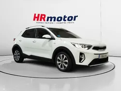 Blanco Usado 2022 Kia Stonic SUV | 14.750 € (Precio justo)