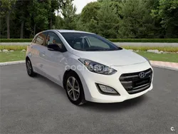 Blanco Usado 2015 Hyundai i30 Berlina | 6990 € (Precio justo)