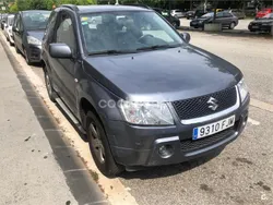 Gris / plata Usado 2006 Suzuki Grand Vitara SUV | 7800 € (Precio justo)