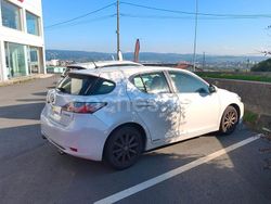 Blanco Usado 2012 Lexus CT200h Berlina | 7900 € (Buen precio)