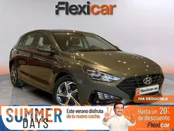 Gris Usado 2023 Hyundai i30 Berlina | 16.790 € (Precio justo)