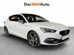 Blanco Usado 2024 Seat Leon FR Berlina | 26.900 € (Precio justo)
