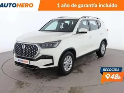 Blanco Usado 2022 Ssangyong Rexton SUV | 27.618 € (Precio justo)