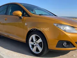 Amarillo Usado 2011 Seat Ibiza Ecomotive Berlina | 6900 € (Un poco caro)