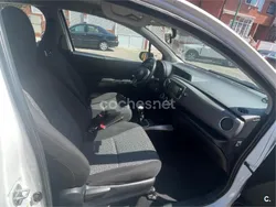 Blanco Usado 2013 Toyota Yaris City Berlina | 3900 € (Buen precio)