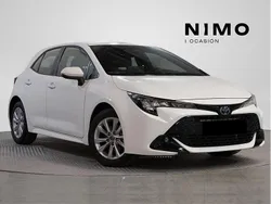 Blanco Usado 2024 Toyota Corolla Active Berlina | 26.500 € (Un poco caro)