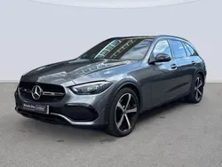 Gris Usado 2023 Mercedes C220 Familiar | 52.900 €