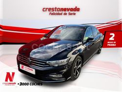 Negro Usado 2021 VW Passat R-line Berlina | 28.990 €
