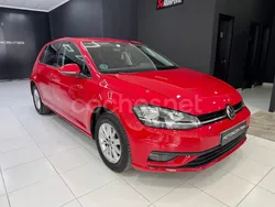 Rojo Usado 2019 VW Golf VII Advance Berlina | 14.990 € (Precio justo)
