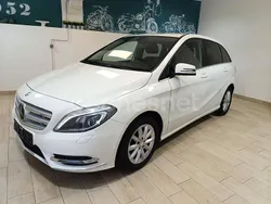 Blanco Usado 2013 Mercedes B180 Monovolumen | 12.390 € (Caro)
