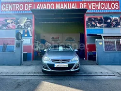 Gris / plata Usado 2015 Opel Astra Excellence Berlina | 8500 € (Precio justo)
