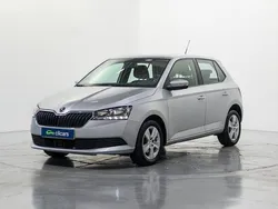 Gris Usado 2019 Skoda Fabia Berlina | 10.990 € (Precio justo)