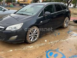 Negro Usado 2011 Opel Astra Sport Familiar | 5000 € (Caro)