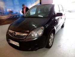 Negro Usado 2012 Opel Zafira Family Monovolumen | 3690 € (Super precio)