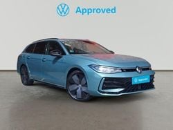 Verde Usado 2024 VW Passat R-line Familiar | 38.990 € (Buen precio)