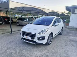 Blanco Usado 2015 Peugeot 3008 Allure Monovolumen | 10.900 € (Un poco caro)