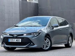 Gris / plata Usado 2022 Toyota Corolla Active Familiar | 21.995 € (Precio justo)