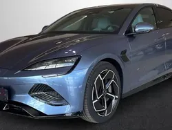 Azul Nuevo 2025 BYD Seal Design Berlina | 43.090 € (Precio justo)