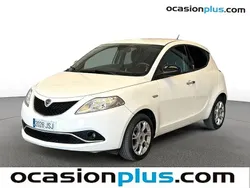 Blanco Usado 2016 Lancia Ypsilon Gold Utilitario | 8850 € (Precio justo)