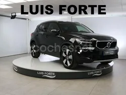 Negro Usado 2018 Volvo XC40 Momentum SUV | 21.800 € (Un poco caro)