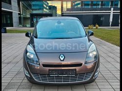 Marrón Usado 2012 Renault Grand Scénic III Bose Edition Monovolumen | 7350 € (Precio justo)