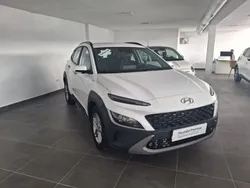 Blanco Usado 2023 Hyundai Kona SUV | 20.500 € (Precio justo)