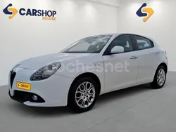 Blanco Usado 2018 Alfa Romeo Giulietta Utilitario | 12.500 € (Precio justo)