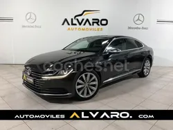 Gris / plata Usado 2018 VW Arteon Elegance Berlina | 23.900 € (Un poco caro)