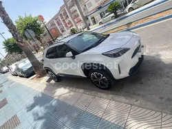 Blanco Usado 2024 Toyota Yaris Cross Style SUV | 26.400 € (Precio justo)