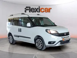 Blanco Usado 2019 Fiat Doblò Trekking Monovolumen | 10.970 €