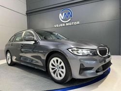Gris Usado 2022 BMW 318 Familiar | 23.500 € (Buen precio)