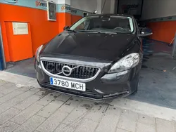 Negro Usado 2019 Volvo V40 Kinetic Familiar | 11.000 € (Buen precio)