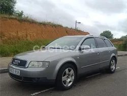 Gris / plata Usado 2002 Audi A4 Familiar | 4000 € (Precio justo)