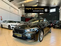 Negro Usado 2024 BMW 118 Sport Line Utilitario | 31.999 € (Un poco caro)
