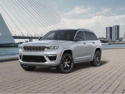 Negro Nuevo 2024 Jeep Grand Cherokee Summit SUV | 103.460 €
