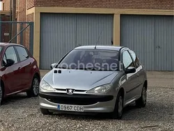 Gris / plata Usado 2002 Peugeot 206 Berlina | 2700 € (Precio justo)