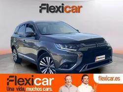 Beige Usado 2021 Mitsubishi Outlander SUV | 23.490 € (Un poco caro)