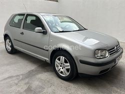 Gris / plata Usado 2003 VW Golf IV Highline Berlina | 2900 € (Precio justo)