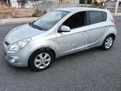 Gris / plata Usado 2010 Hyundai i20 Comfort Berlina | 3990 € (Precio justo)