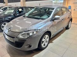 Gris / plata Usado 2009 Renault Mégane III Dynamique Berlina | 4500 € (Precio justo)