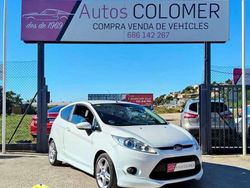 Blanco Usado 2011 Ford Fiesta Sport Utilitario | 5200 € (Precio justo)